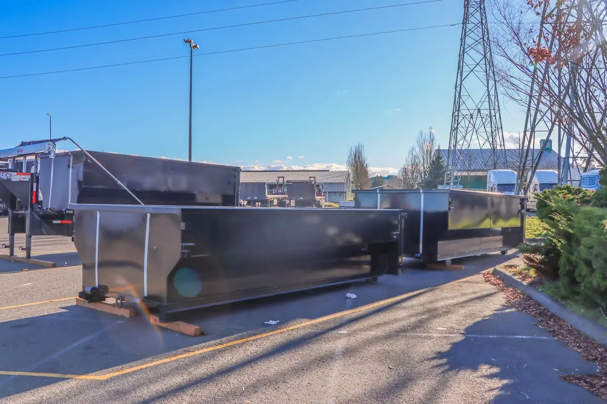 Professional dumpster rental and junk removal service in Lakeview Estates